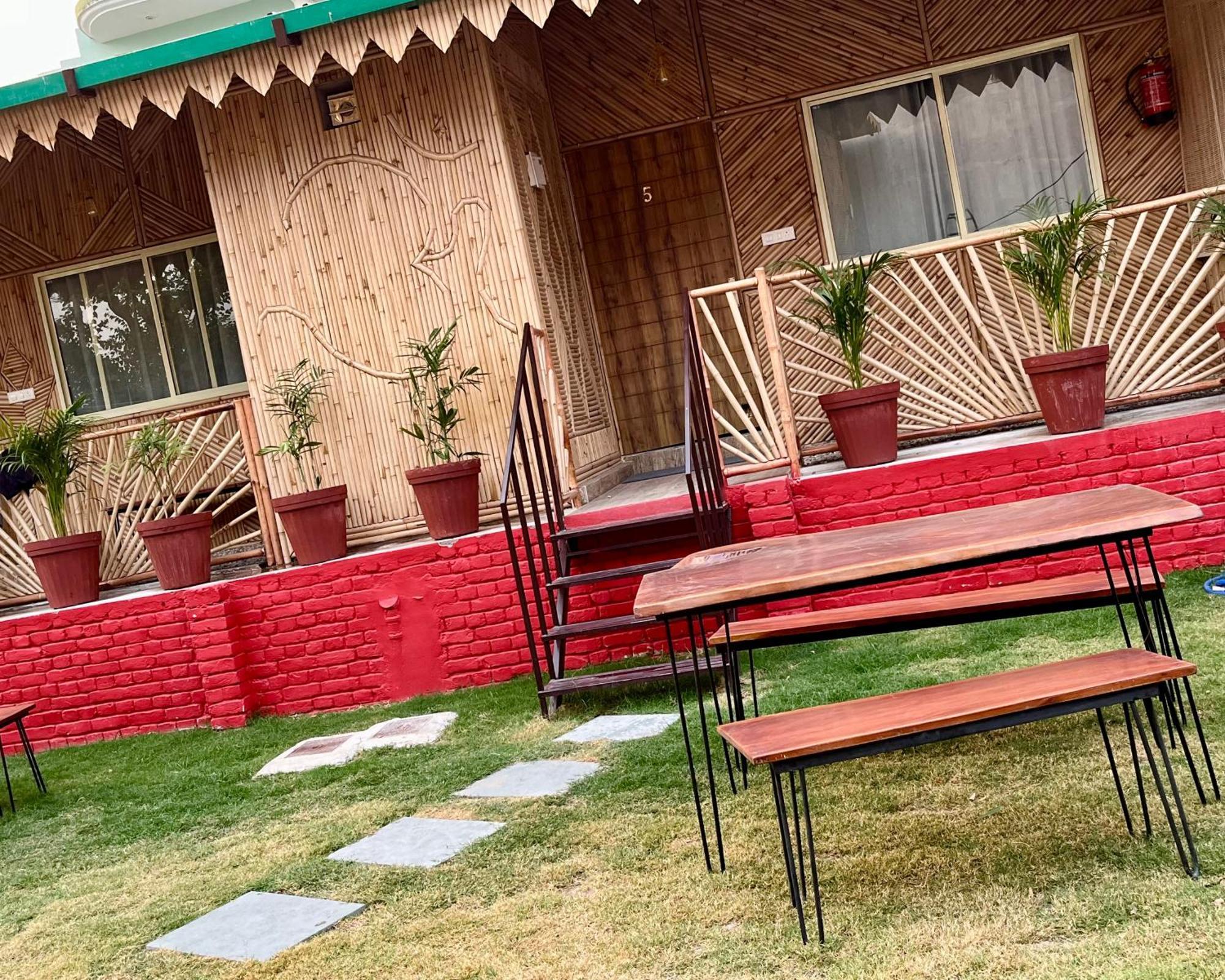 Bamboo Garden Cottages And Cafe Rishīkesh Eksteriør bilde